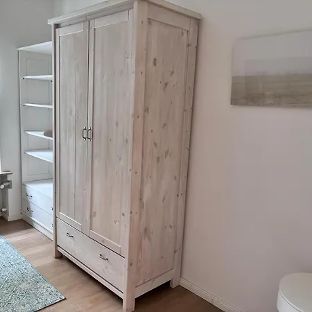 Raum2go - No1 Modernes Ruhiges 2-schlafzimmer & Park Apartment Wiesbaden